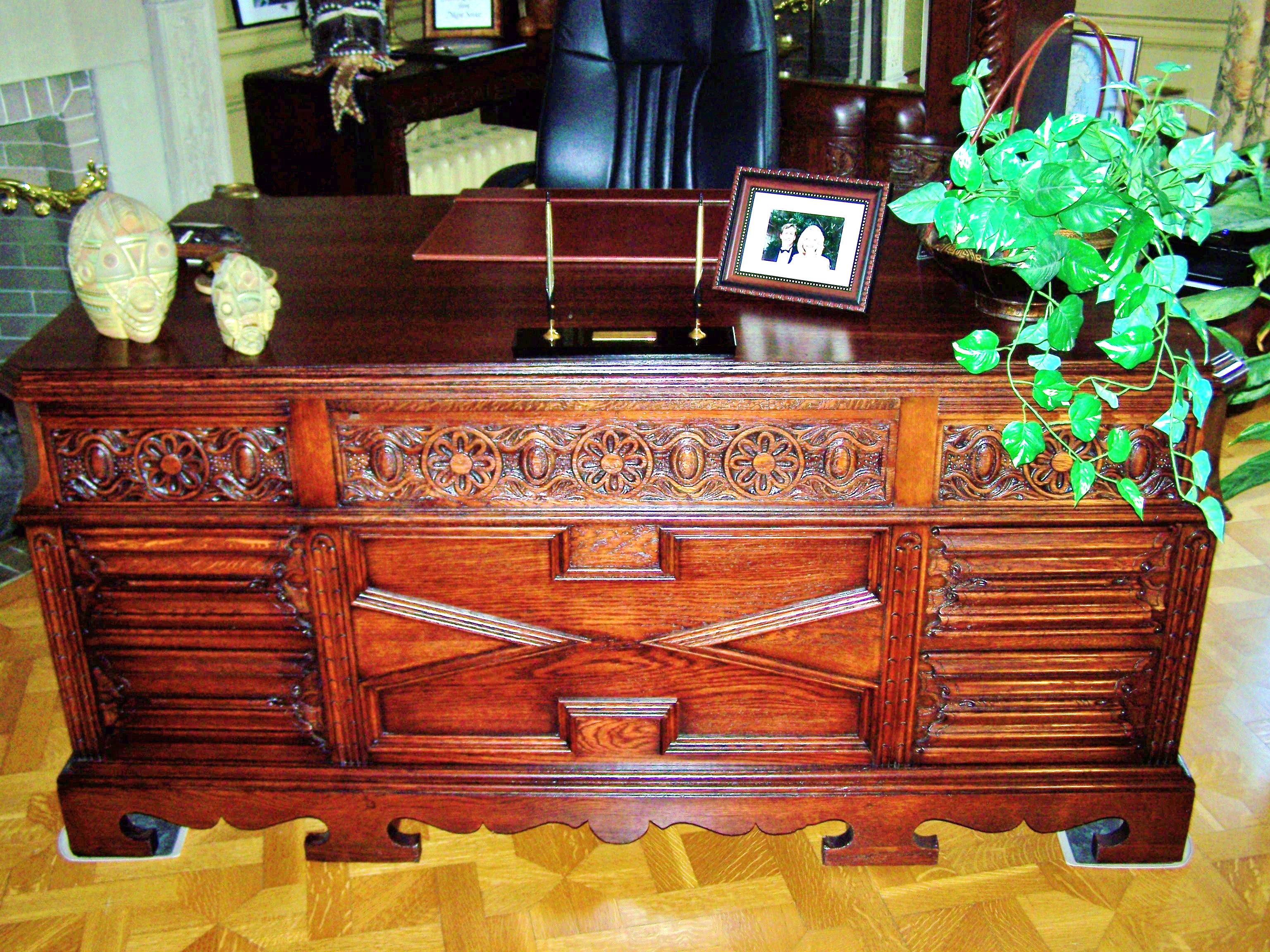 Archbishop Desk This Desk Was Used By Many Milwaukee Archbishops At The Pabst Mansion, Which Used To Be The Catholic Archdiocese Offices The Desk Was Purchased By An Individual Who Had It Restored As A Gift To Her Husband